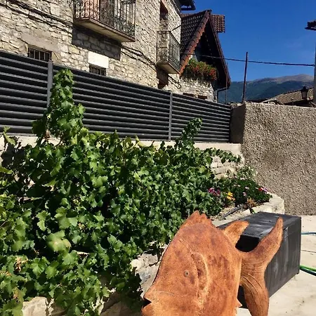 Casa Pesca Vera Senegüé